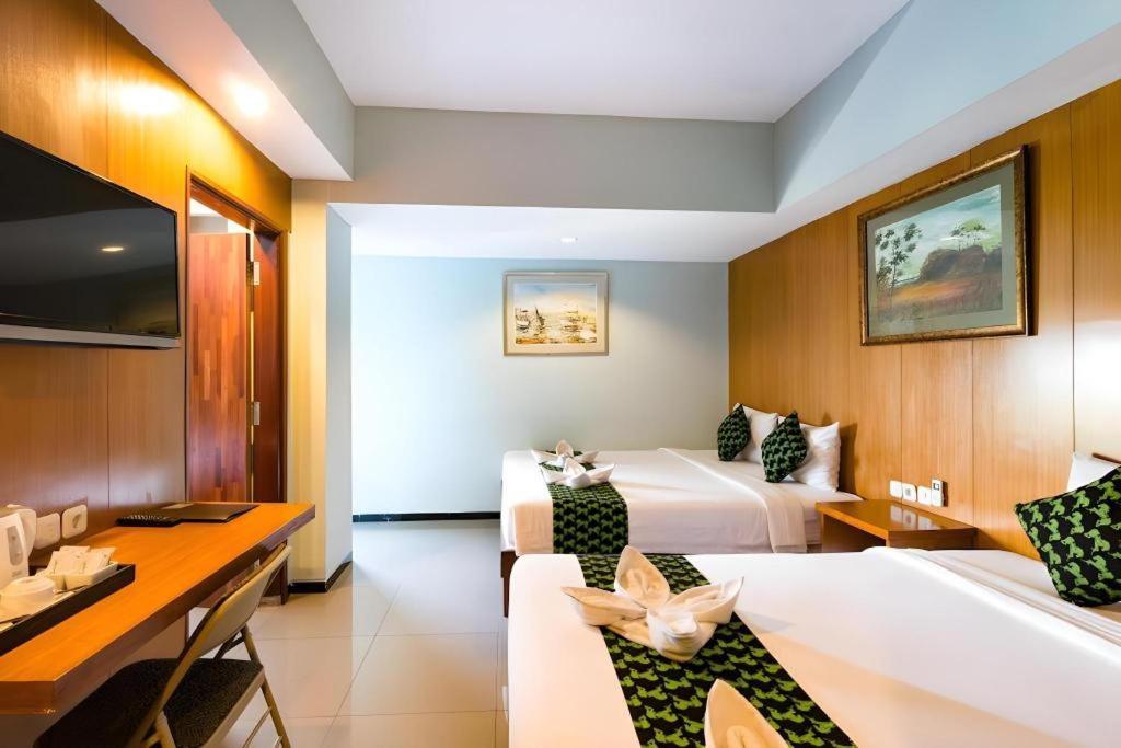 Hadi Poetra Hotel Kuta Lombok Buitenkant foto