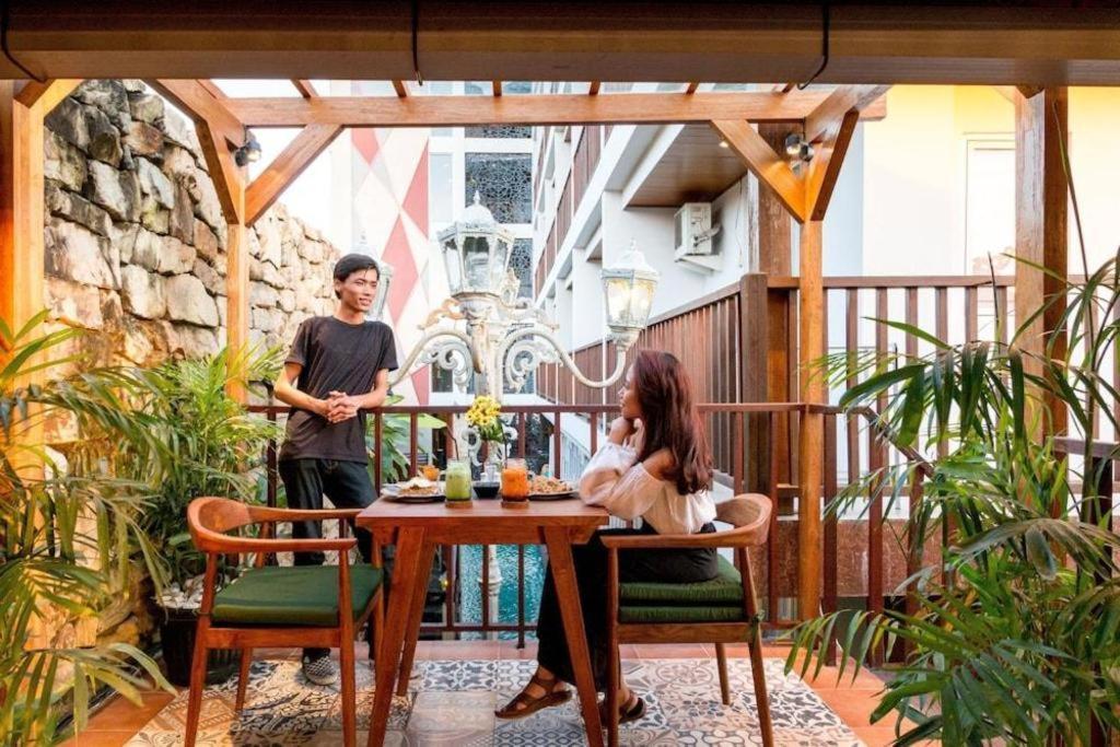 Hadi Poetra Hotel Kuta Lombok Buitenkant foto