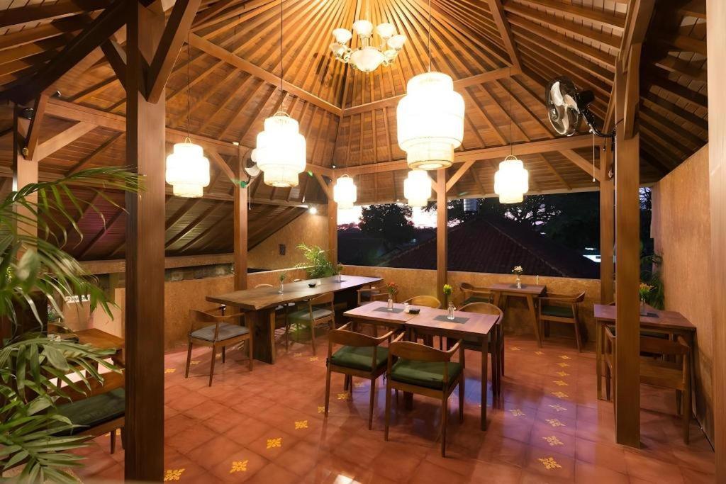 Hadi Poetra Hotel Kuta Lombok Buitenkant foto