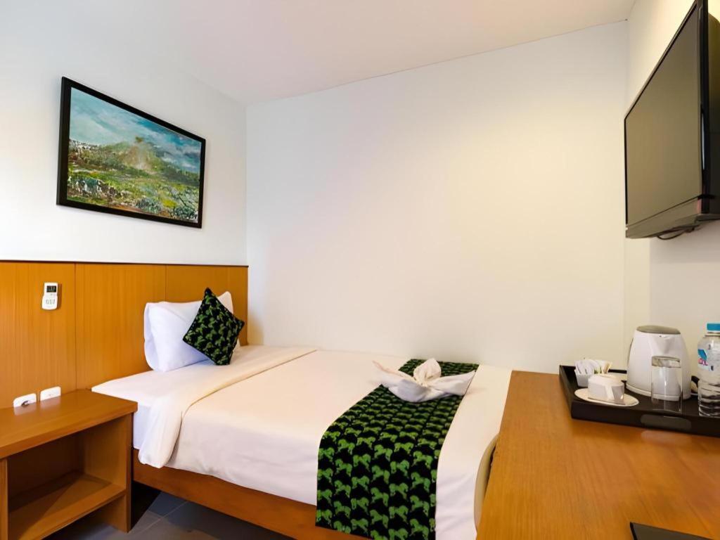 Hadi Poetra Hotel Kuta Lombok Buitenkant foto