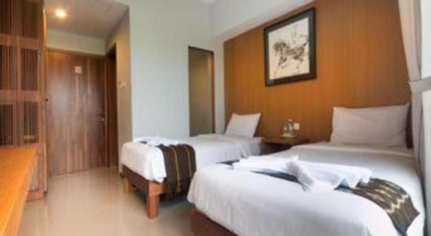 Hadi Poetra Hotel Kuta Lombok Buitenkant foto