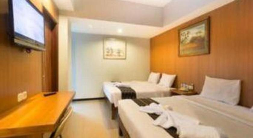 Hadi Poetra Hotel Kuta Lombok Buitenkant foto