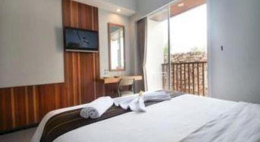 Hadi Poetra Hotel Kuta Lombok Buitenkant foto
