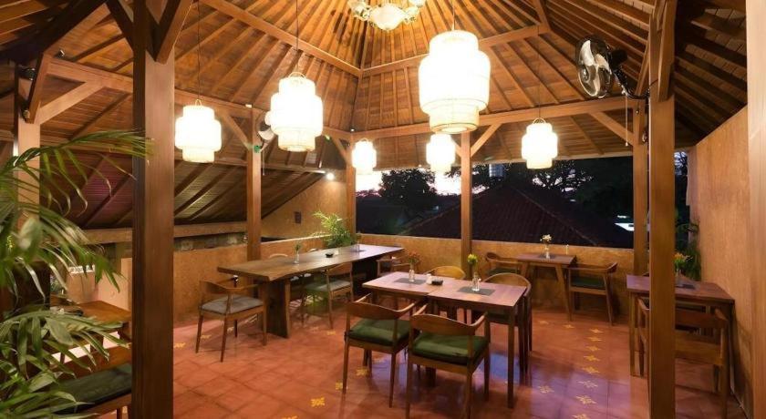 Hadi Poetra Hotel Kuta Lombok Buitenkant foto
